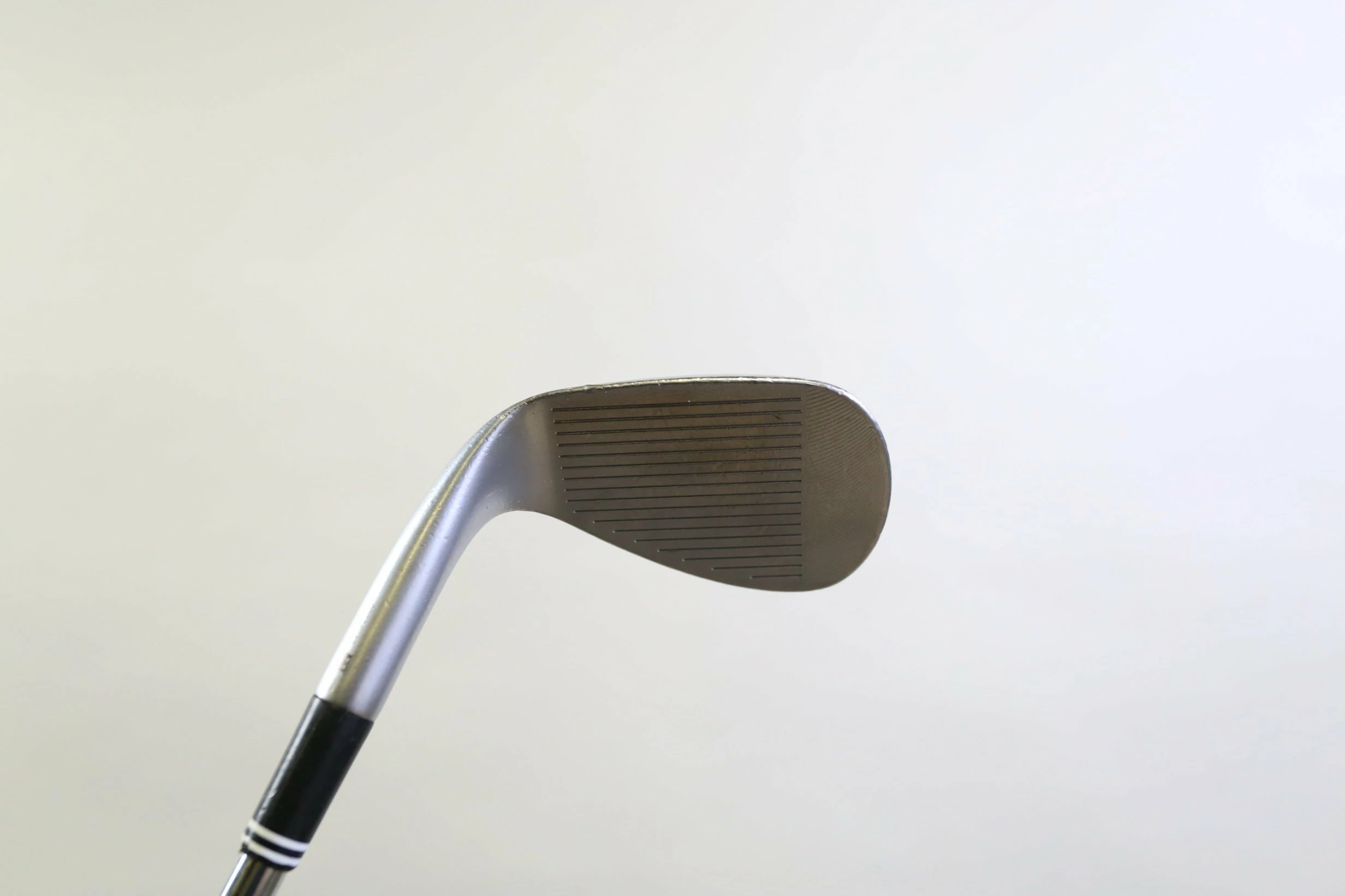 Cleveland RTX-4 Mid Grind Tour Satin 54* Wedge RH 35.5 In Steel Stiff Flex 4 Cleveland RTX-4 Mid Grind Tour Satin 54* Wedge RH 35.5 In Steel Stiff Flex - Image 2