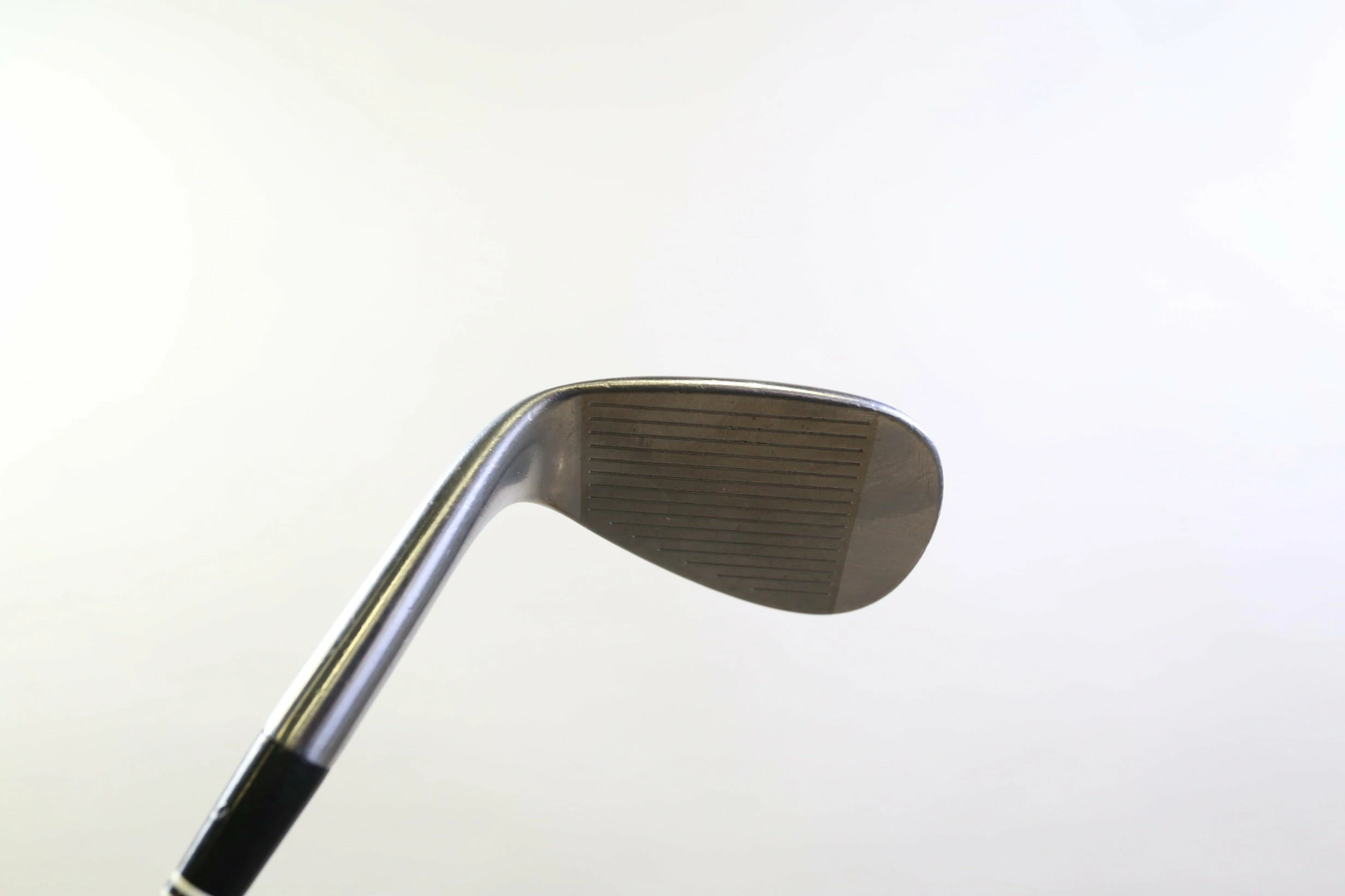 Cleveland CG16 Satin Chrome 60* Wedge 12* Bounce RH 34.5 In Graphite Ladies Flex 4 Cleveland CG16 Satin Chrome 60* Wedge 12* Bounce RH 34.5 In Graphite Ladies Flex - Image 2