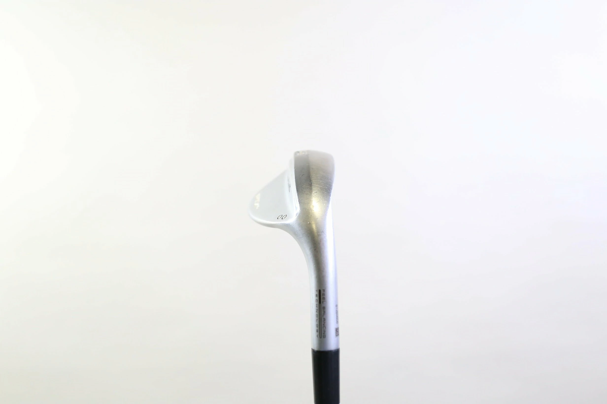 Cleveland RTX-4 Full Grind Tour Satin 56* Wedge RH 35 In Steel Shaft Stiff Flex 5 Cleveland RTX-4 Full Grind Tour Satin 56* Wedge RH 35 In Steel Shaft Stiff Flex - Image 3
