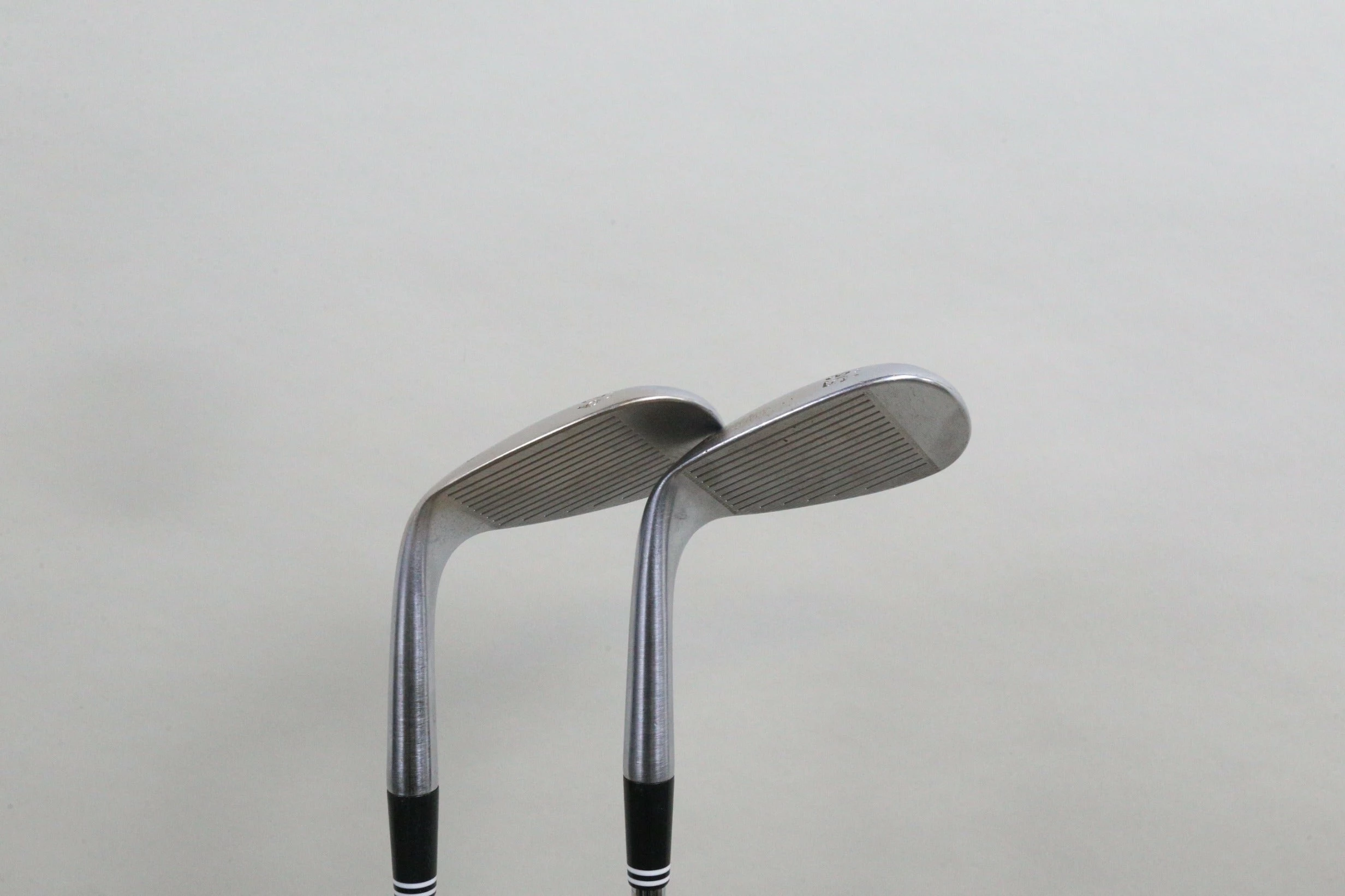Cleveland 588 RTX 2.0 Blade 58*, 62* Wedge Set RH Steel Stiff Flex 4 Cleveland 588 RTX 2.0 Blade 58*, 62* Wedge Set RH Steel Stiff Flex - Image 2