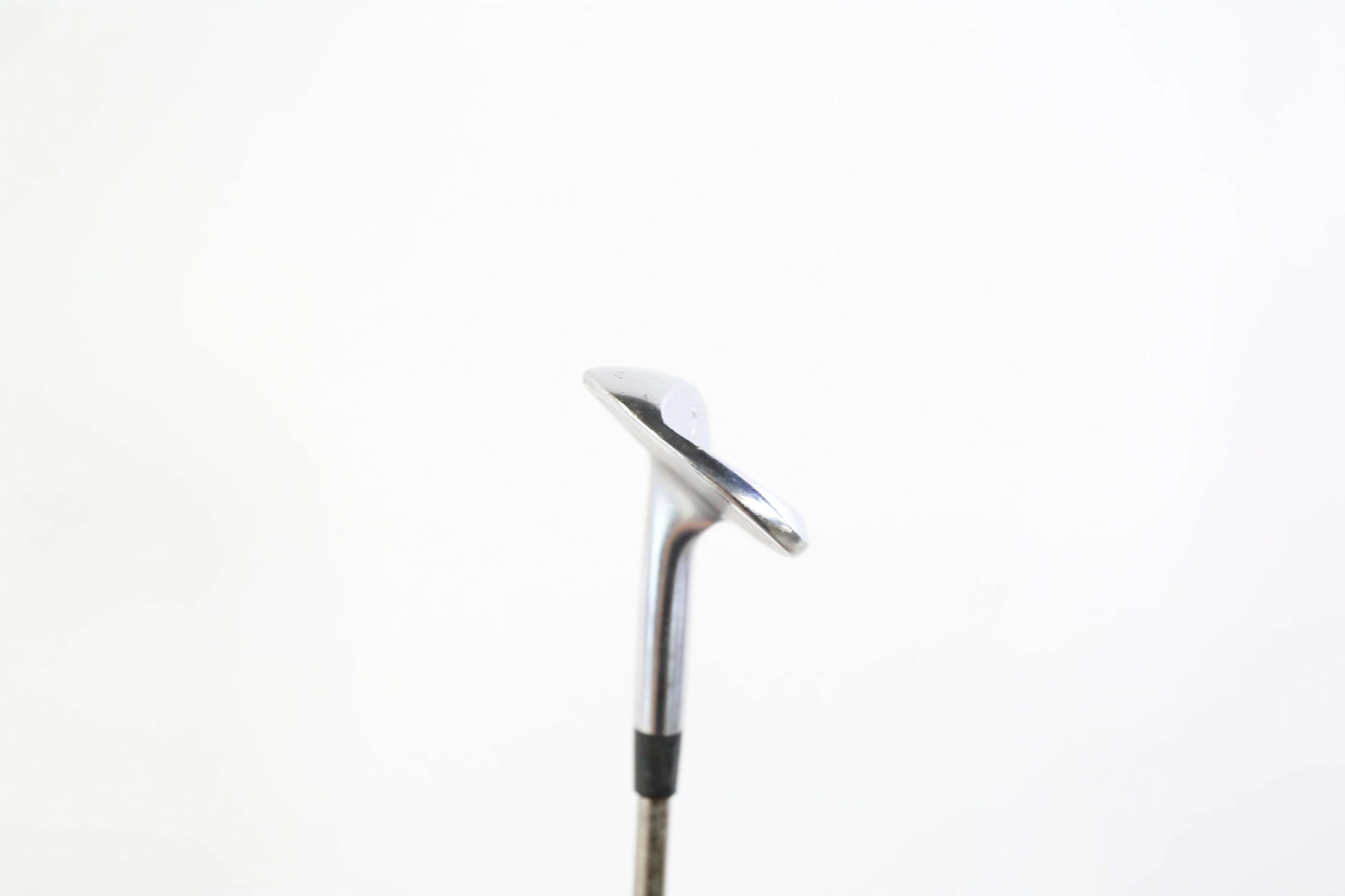 Mizuno T20 Satin 58* Wedge RH 35.5 In UST Mamiya Recoil Graphite Shaft R Flex 5 Mizuno T20 Satin 58* Wedge RH 35.5 In UST Mamiya Recoil Graphite Shaft R Flex - Image 3