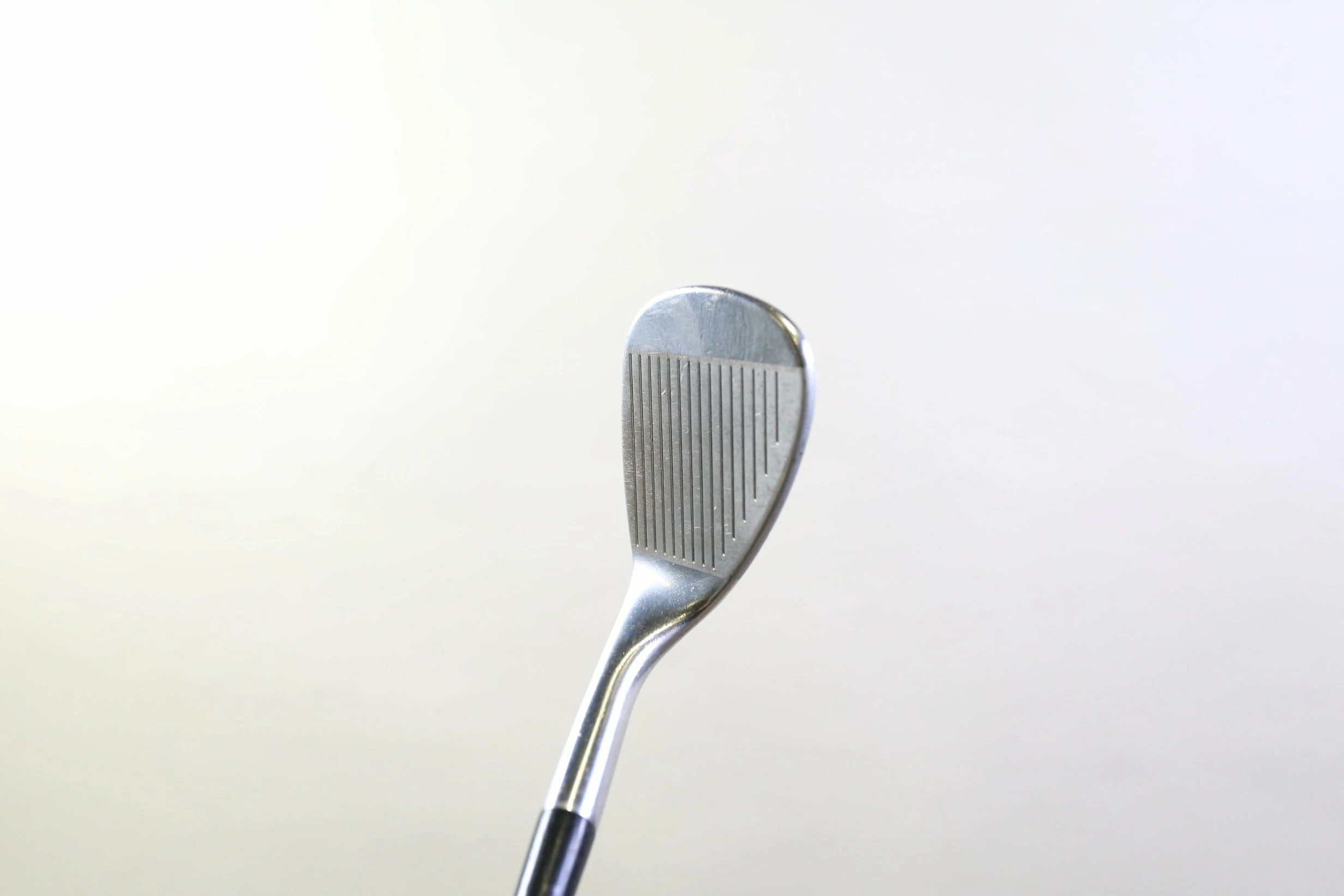 Cleveland CG16 Satin Chrome 60* Wedge 12* Bounce RH 34.5 In Graphite Ladies Flex 9 Cleveland CG16 Satin Chrome 60* Wedge 12* Bounce RH 34.5 In Graphite Ladies Flex - Image 7