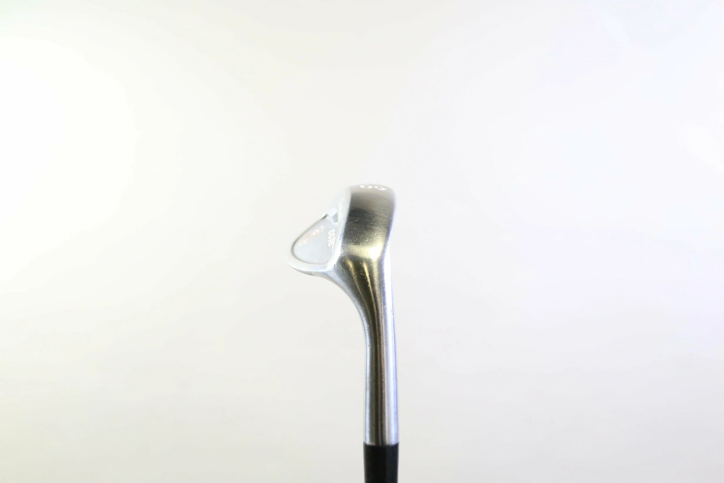 Cleveland CG16 Satin Chrome 60* Wedge 12* Bounce RH 34.5 In Graphite Ladies Flex 5 Cleveland CG16 Satin Chrome 60* Wedge 12* Bounce RH 34.5 In Graphite Ladies Flex - Image 3